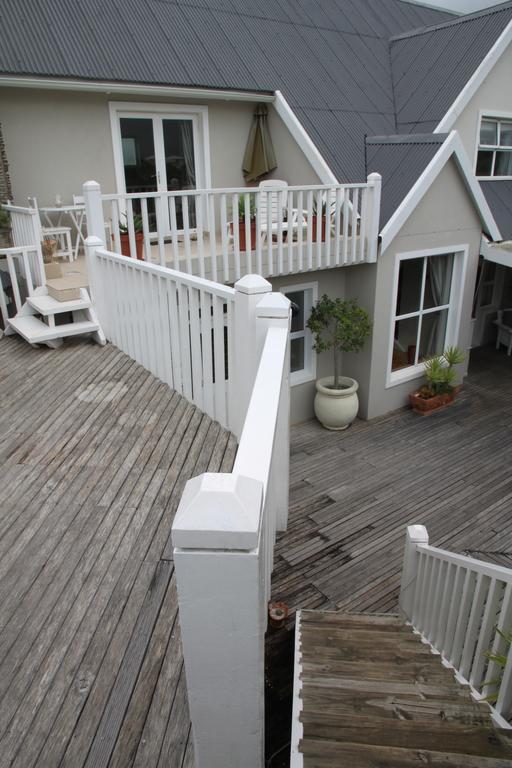 Sea Breeze Beach House Plettenberg Bay Exterior photo