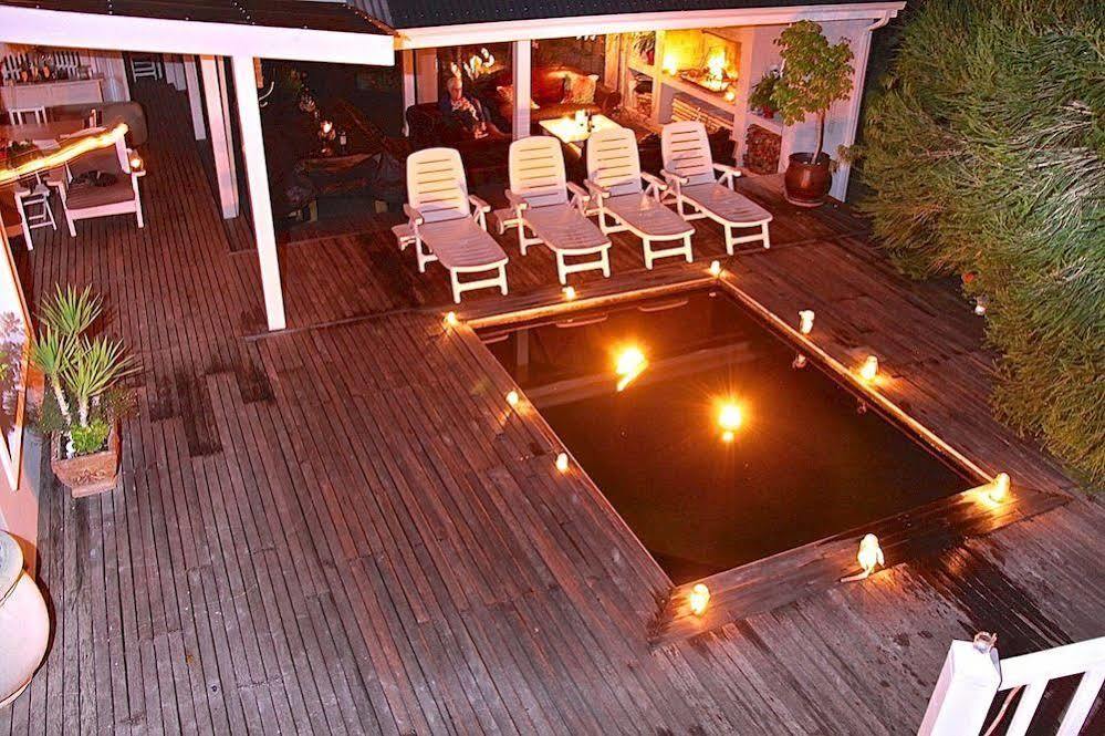 Sea Breeze Beach House Plettenberg Bay Exterior photo