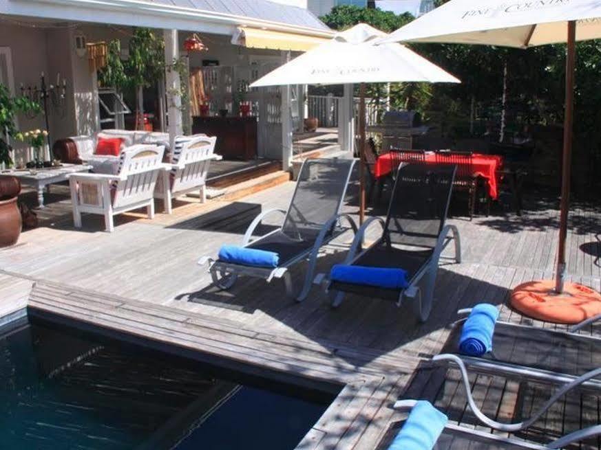 Sea Breeze Beach House Plettenberg Bay Exterior photo